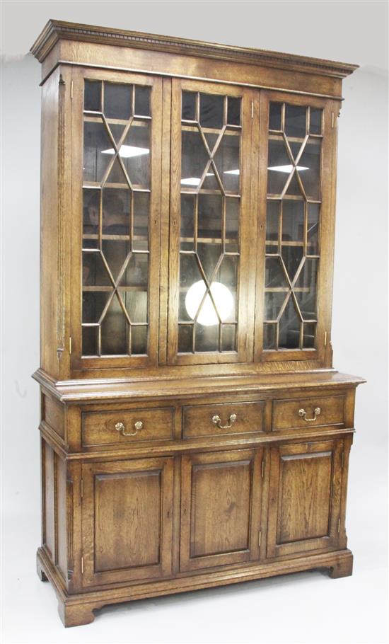 A pair of 18th century style oak bookcases, W.4ft 11in.